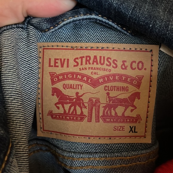 Levi Strauss Denim Jacket New without tags XL - Picture 4 of 7